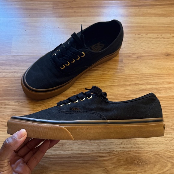 Vans Authentic Skate Shoe ✨ size 9.5 - Picture 3 of 10